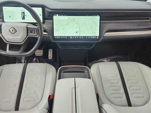 Used 2023 Rivian R1S Adventure image 90