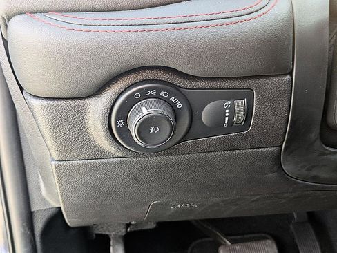 Used 2023 Dodge Durango R/T image 18