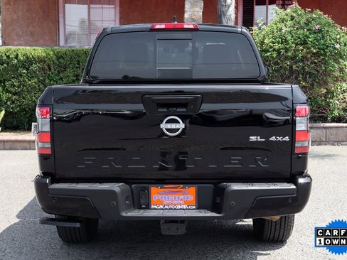 Used 2024 Nissan Frontier SL w/ Technology Package image 7