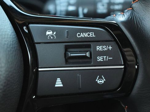 Used 2025 Honda HR-V Sport image 19