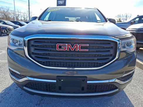 Used 2019 GMC Acadia SLE image 2