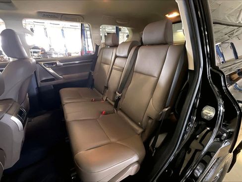 Used 2021 Lexus GX 460 Premium w/ Premium Package image 20