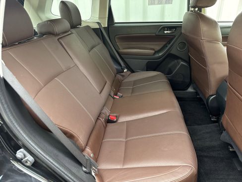 Used 2018 Subaru Forester 2.5i Touring w/ Popular Package #3B AWD/4WD image 15