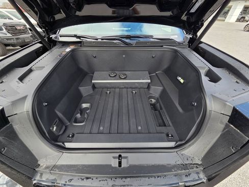 New 2026 GMC Sierra EV Elevation image 29