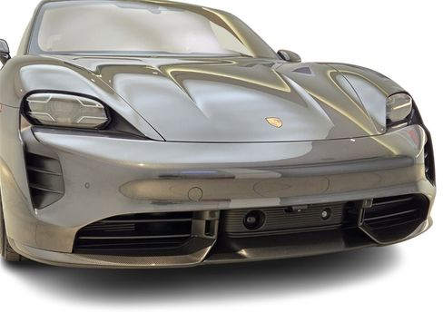 Used 2021 Porsche Taycan Turbo S image 4