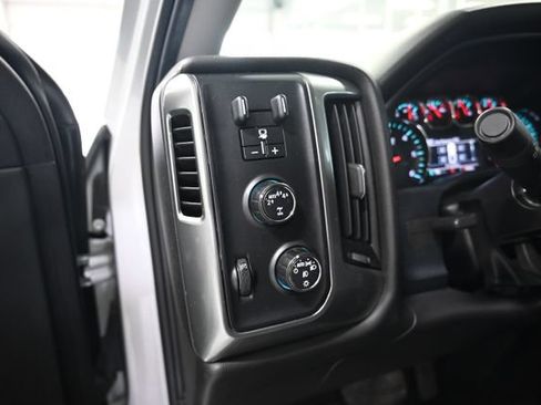 Used 2017 Chevrolet Silverado 1500 LT w/ All Star Edition AWD/4WD image 25