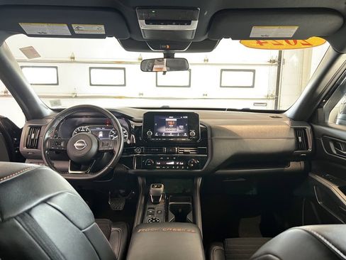 Used 2024 Nissan Pathfinder Rock Creek image 16