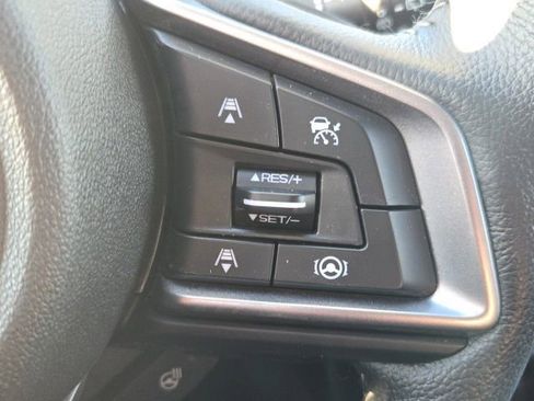 Certified 2022 Subaru Outback Limited image 17