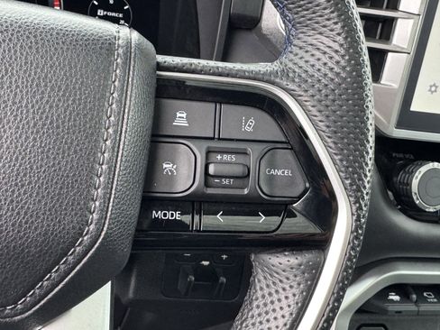 Used 2023 Toyota Tundra Platinum image 30