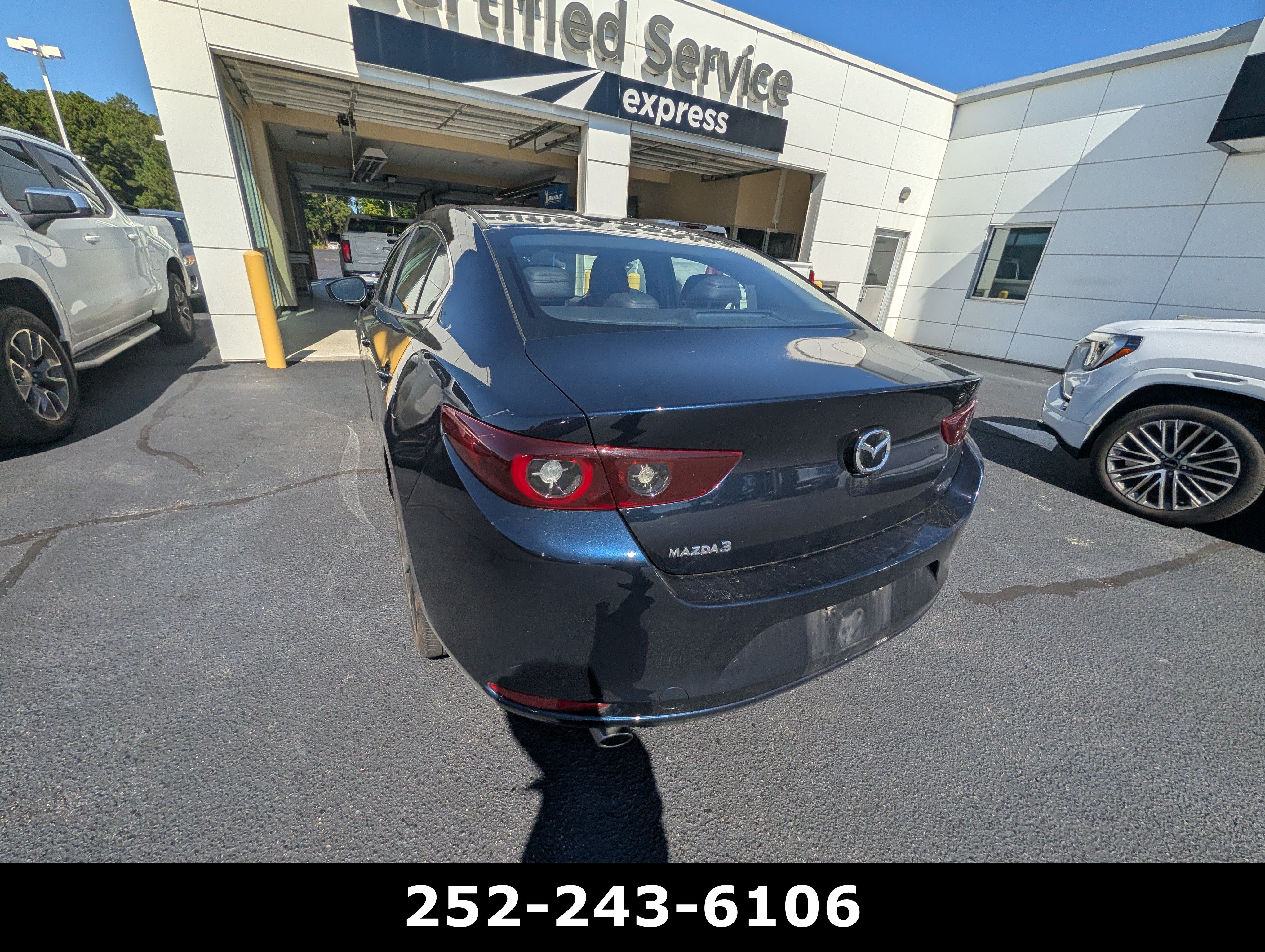 Used 2025 MAZDA MAZDA3 s FWD image 9