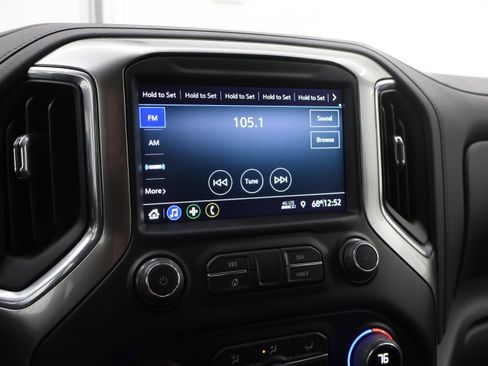 Used 2022 Chevrolet Silverado 2500 LT w/ Convenience Package AWD/4WD image 11