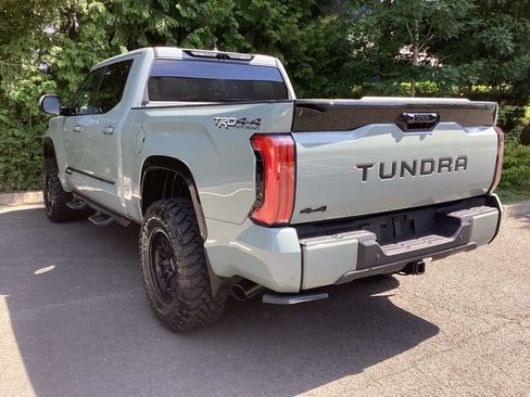 Used 2025 Toyota Tundra Platinum w/ TRD Off-Road Package AWD/4WD image 9