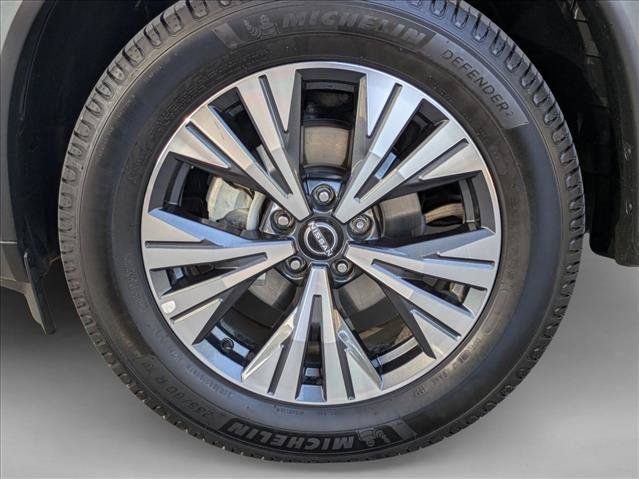 Used 2023 Nissan Rogue SV AWD/4WD image 22