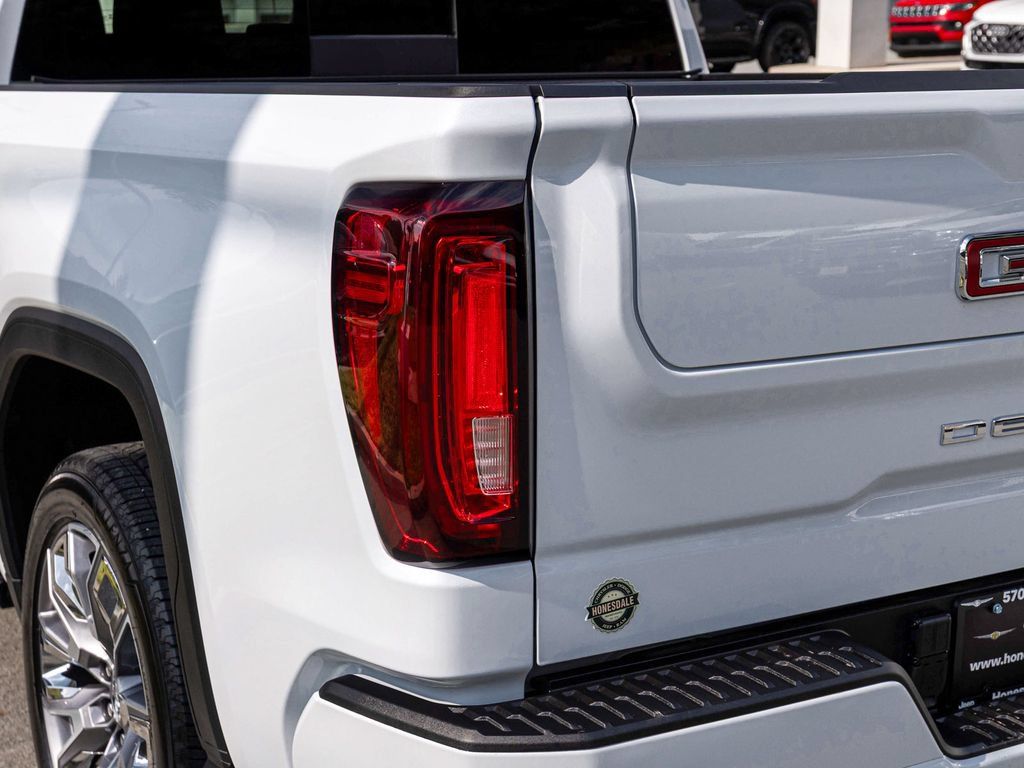 Used 2026 GMC Sierra 1500 Denali AWD/4WD image 38