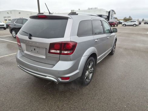 Used 2015 Dodge Journey Crossroad w/ Flexible Seating Group image 6