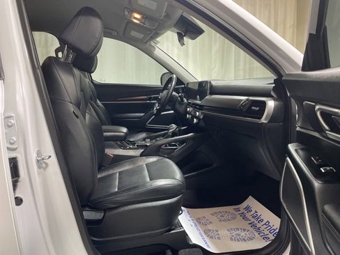 Certified 2023 Kia Telluride LX image 12