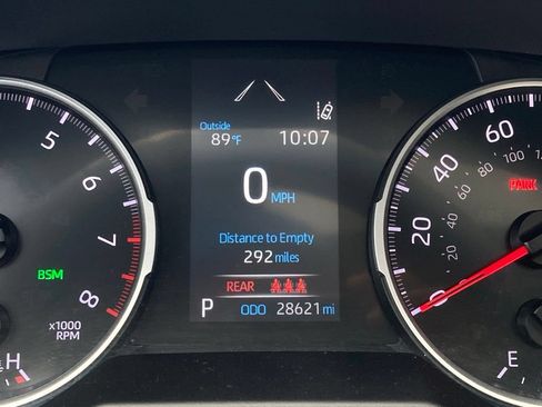 Used 2022 Toyota RAV4 XLE w/ Convenience Package FWD image 18