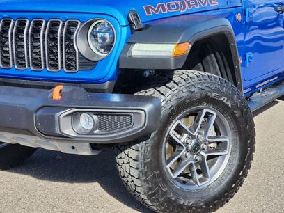 Used 2024 Jeep Gladiator Mojave