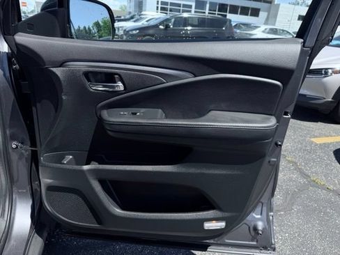 Used 2023 Honda Ridgeline RTL-E image 15