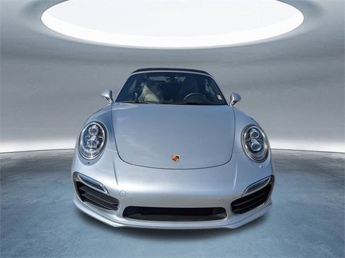 Used 2015 Porsche 911 Turbo S image 9