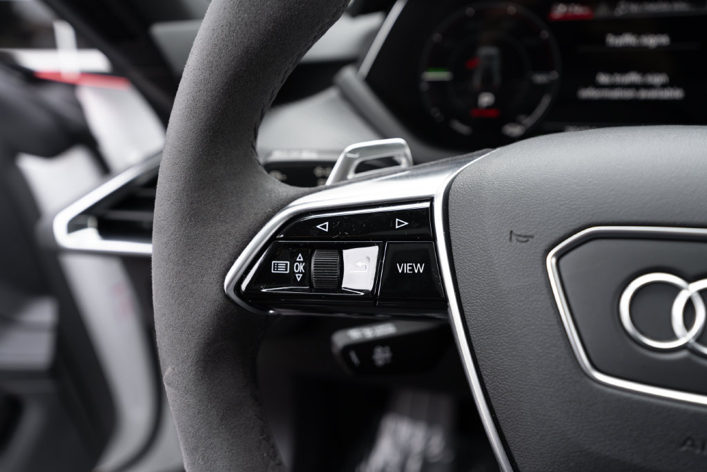 Used 2022 Audi e-tron GT Premium Plus AWD/4WD image 24