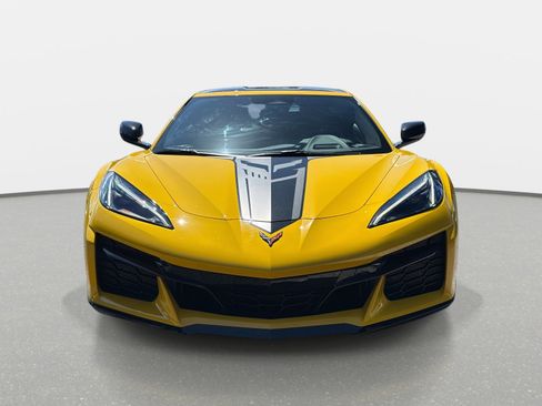 Used 2025 Chevrolet Corvette Z06 image 8