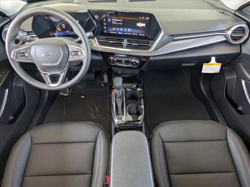 New 2026 Chevrolet Trax ACTIV w/ Sunroof Package FWD image 14