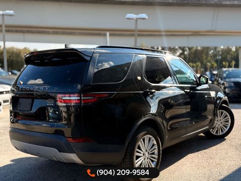 Used 2017 Land Rover Discovery HSE image 7