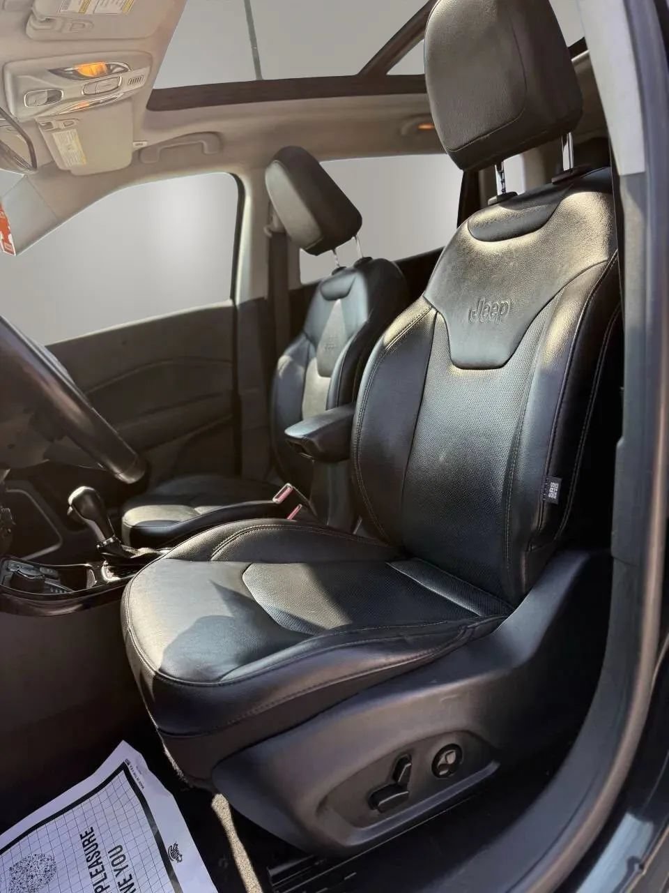 Used 2019 Jeep Compass Limited AWD/4WD image 12