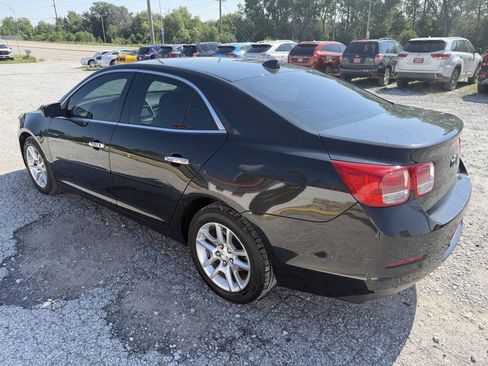 Used 2013 Chevrolet Malibu LT w/ Power Convenience Package FWD image 5
