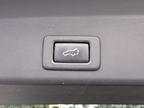 Used 2019 Subaru Ascent Premium AWD/4WD image 14