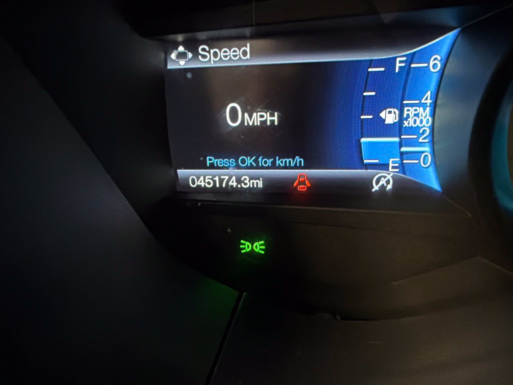 Certified 2019 Ford Fusion SE FWD image 22