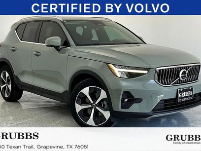 Used 2023 Volvo XC40 B5 Plus w/ Driver Assist Package