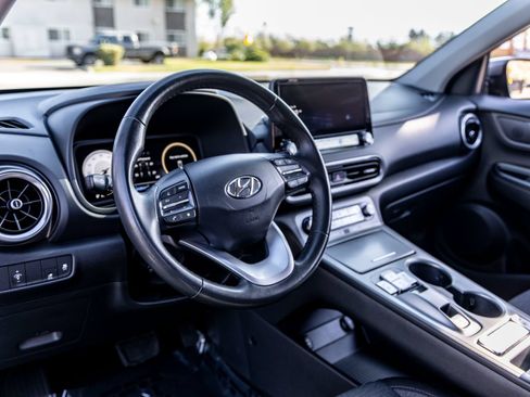 Used 2023 Hyundai Kona SEL w/ Cargo Package FWD image 19