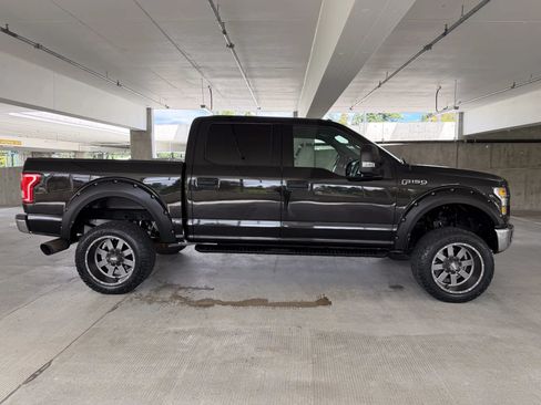 Used 2015 Ford F150 XLT AWD/4WD image 4