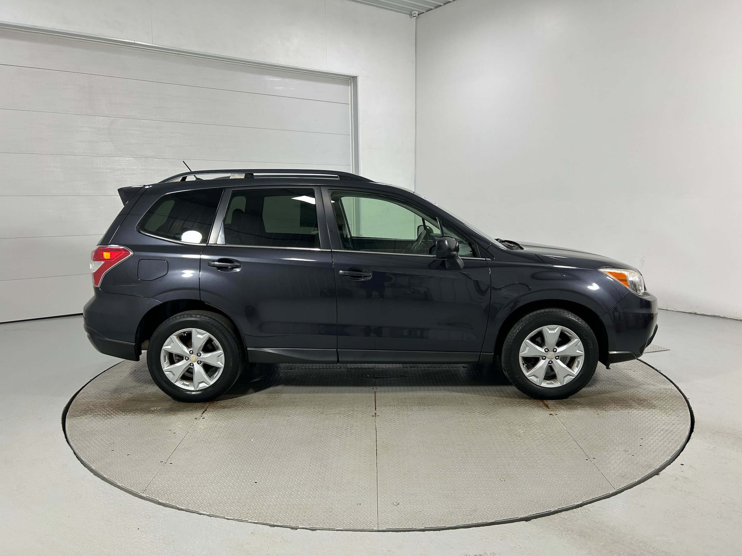 Used 2015 Subaru Forester 2.5i Limited AWD/4WD image 34