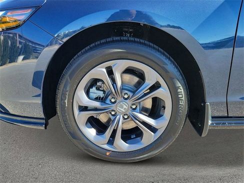 New 2026 Honda Accord EX-L image 9