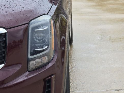 Used 2022 Kia Telluride LX FWD image 10