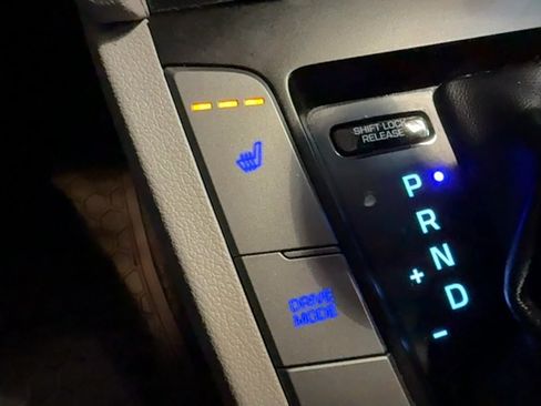 Used 2018 Hyundai Elantra Value Edition image 36