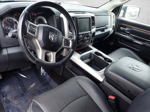 Used 2016 RAM 1500 Laramie w/ Convenience Group AWD/4WD image 10