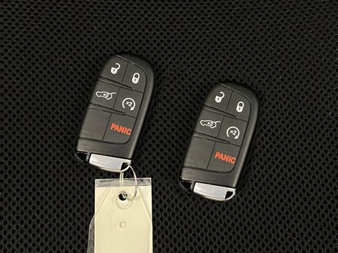 Used 2024 Dodge Durango GT image 9