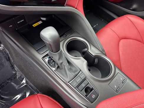 Used 2024 Toyota Camry XSE FWD image 21