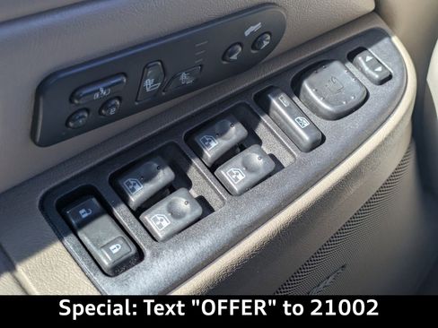 Used 2006 Chevrolet Suburban Z71 w/ Z71 Preferred Equipment Group image 25