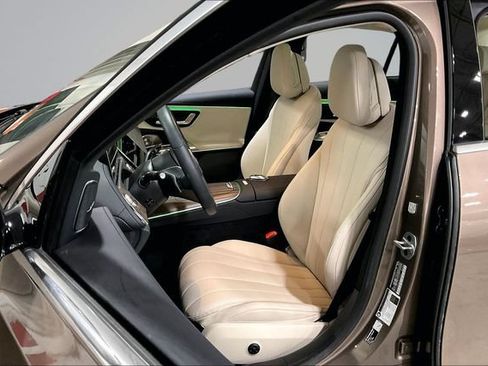 Used 2026 Mercedes-Benz E 350 4MATIC Sedan image 26