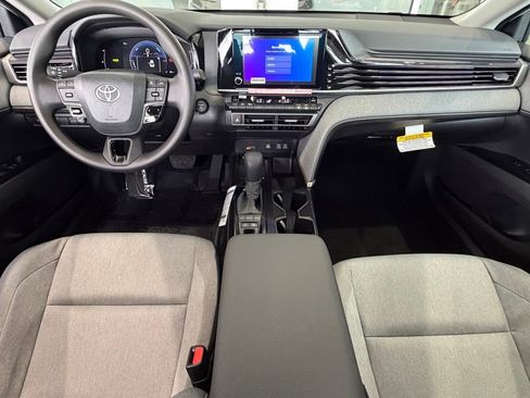 New 2026 Toyota Camry LE FWD image 27