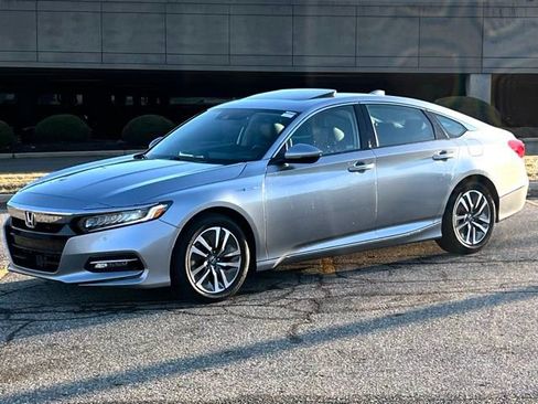 Certified 2019 Honda Accord Touring image 4