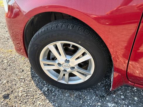 Used 2015 Nissan Versa SV image 18