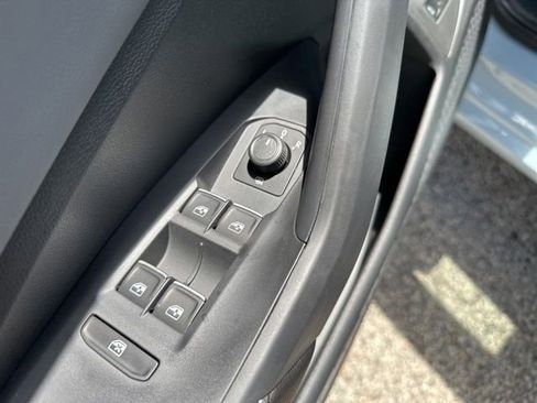 New 2025 Volkswagen Jetta SEL image 14