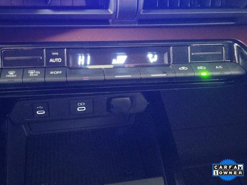 Certified 2024 Toyota Prius Prime SE image 24