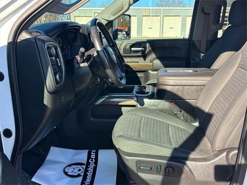 Used 2022 Chevrolet Silverado 3500 LT w/ Convenience Package image 11